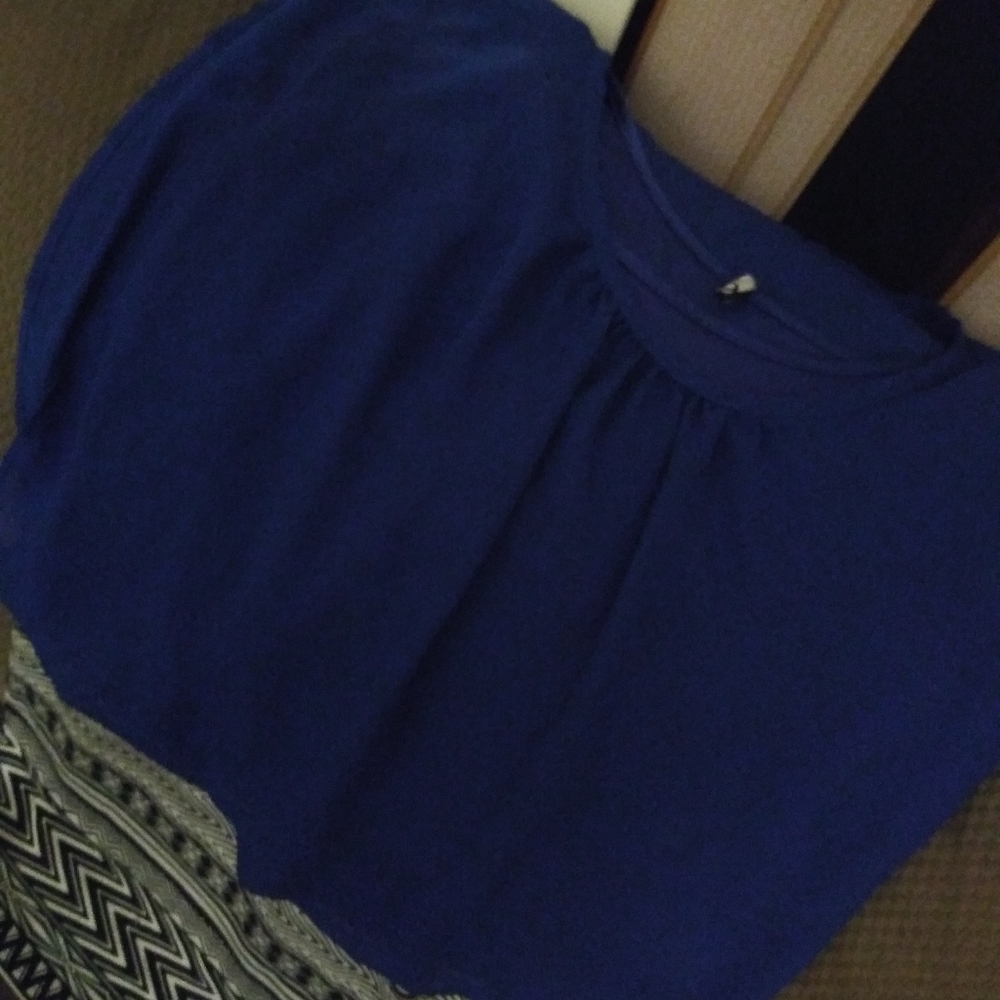Dress - Picture 3 of 4